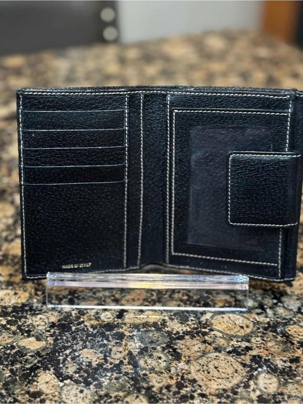 Kate Spade ♠️ Pebbled Leather Wallet Made in Italy